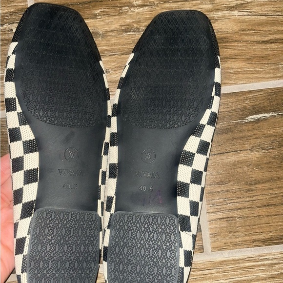 Vivaia Square-Toe V-Cut Flats Margo Checker - Picture 4 of 4